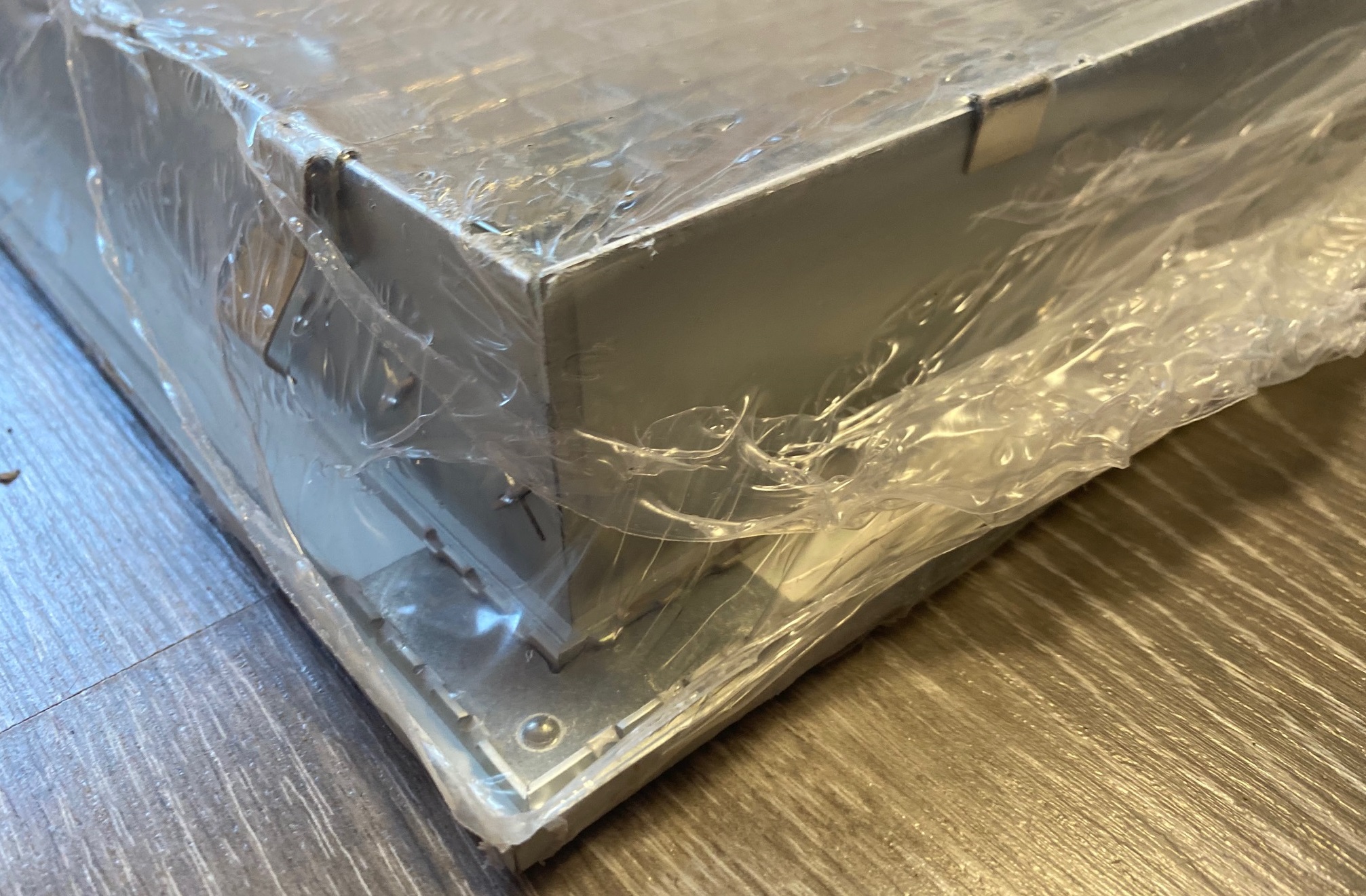 BLR-A60-500-x-500mm-Vetracia-mriezka-z-hlinikoveho-plechu-natur-2