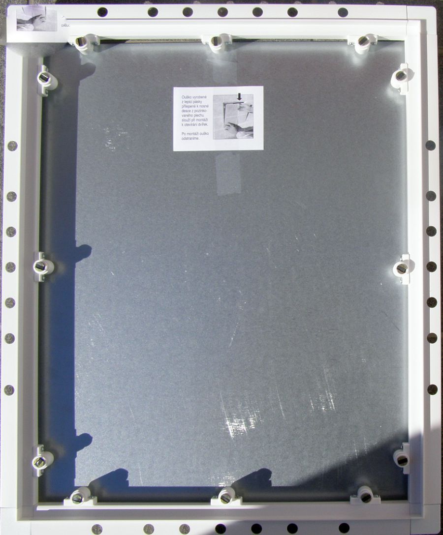 MD-250×330-Revizne-dvierka-pod-obklad-3